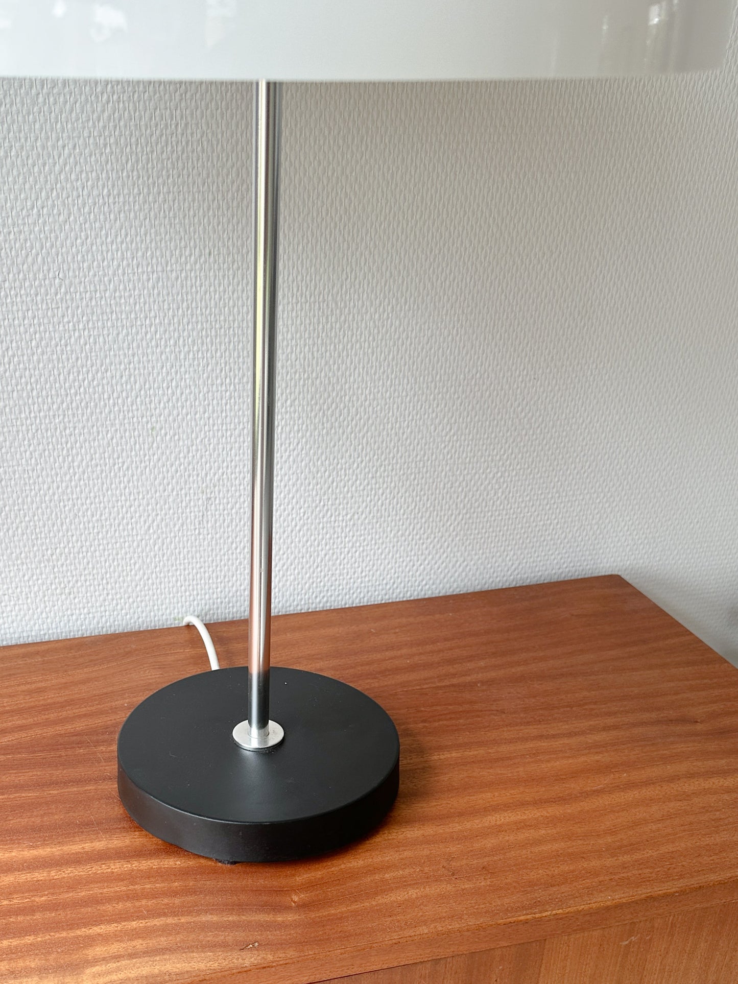 Minimalist Chrome Table Lamp with 'Mushroom' Shade // 1970s